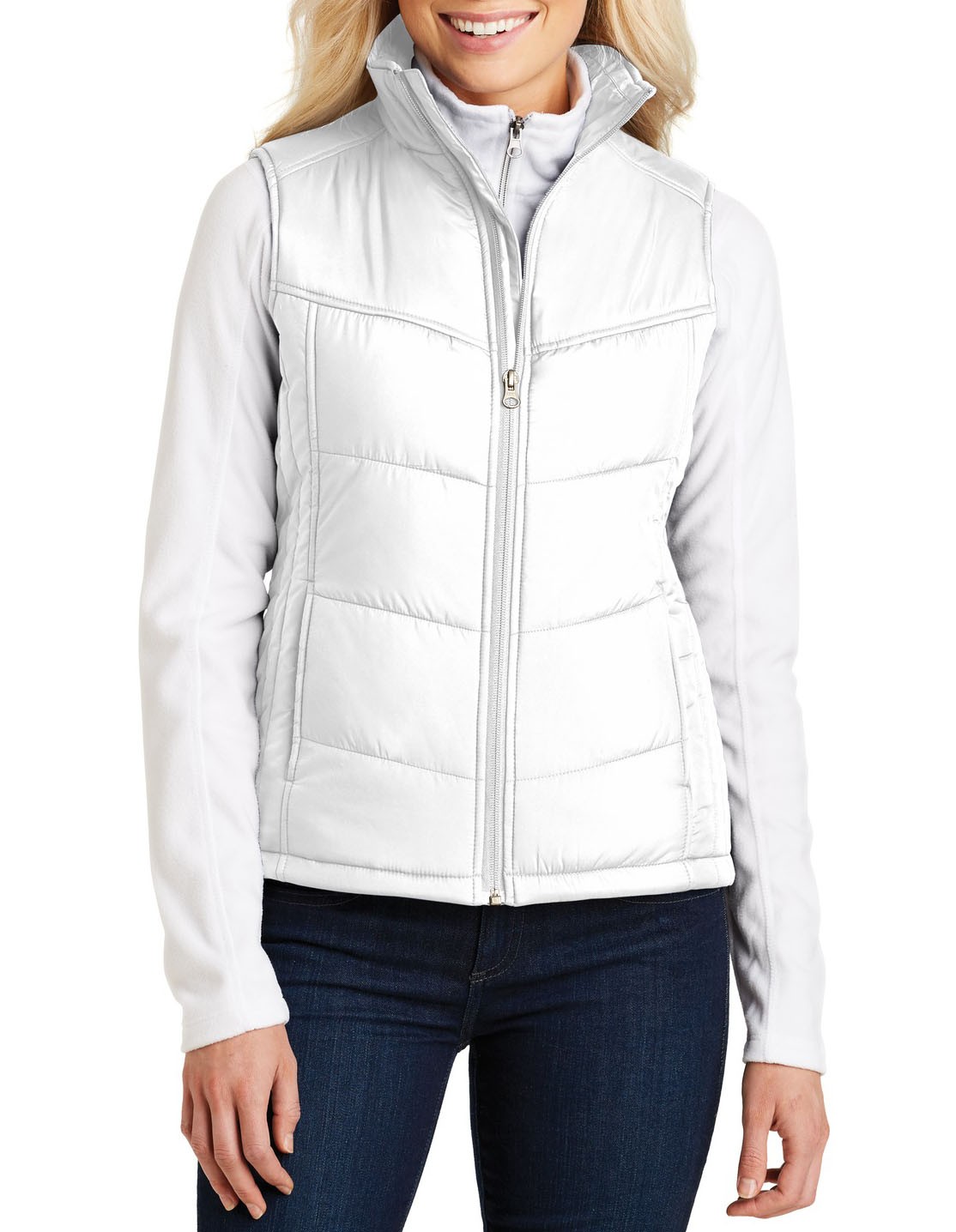 Port Authority® Chaleco acolchado para dama con cuello estilo cadete. L709 blanco