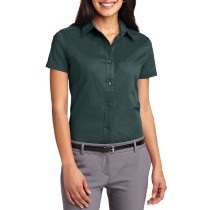 Port Authority® Blusa de manga corta de fácil cuidado. L508 verde oscuro