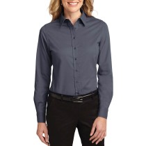 Port Authority® blusa de manga larga anti-arrugas, perfecta para la jornada laboral. L608 gris acero