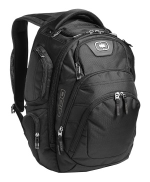 OGIO® Stratagem, mochila informal ideal para la escuela o el trabajo. 411067 negro