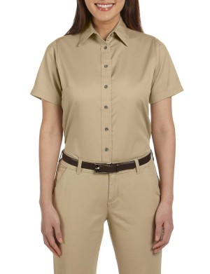 Harriton® blusa de manga corta, resistente a las manchas y anti-arrugas. M500SW beige