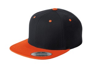 Sport-Tek® Gorra estructurada de perfil alto y ajuste perfecto. STC19 negro/anaranjado intenso